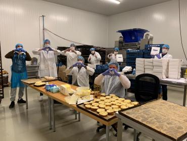 Copains Group maakt 800 lunchboxen voor Henegouwse ziekenhuizen